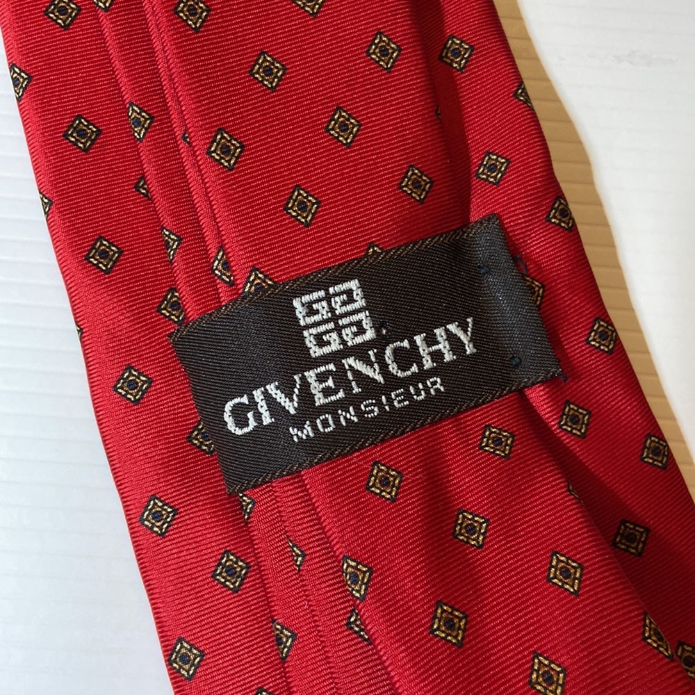 Givenchy Monsieur Red Italian Silk Necktie USA - Picture 2 of 6